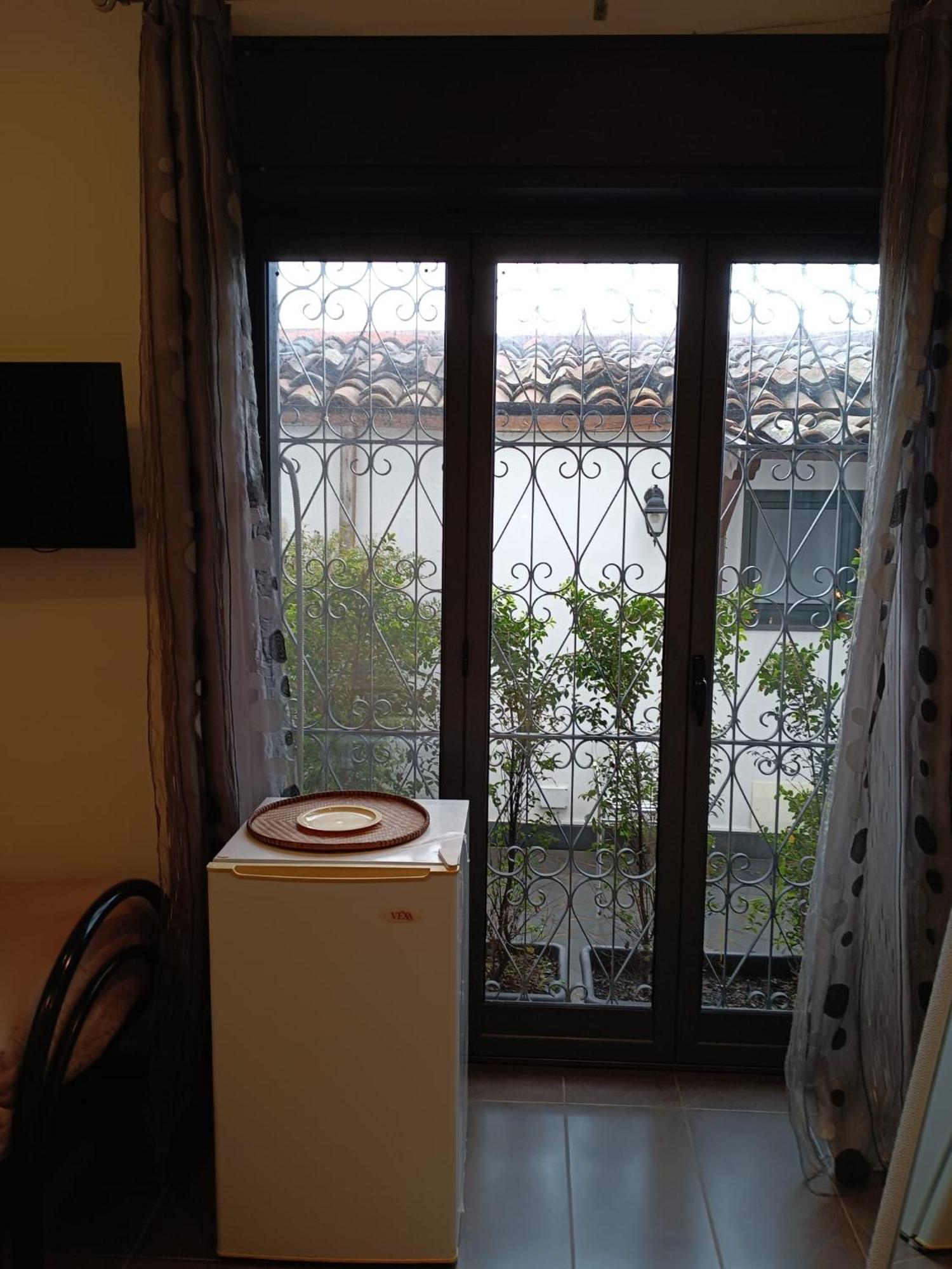 Couette-café Lidia 3*